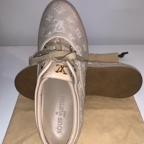 Louis Vuitton sneakers - Picture 3 of 8